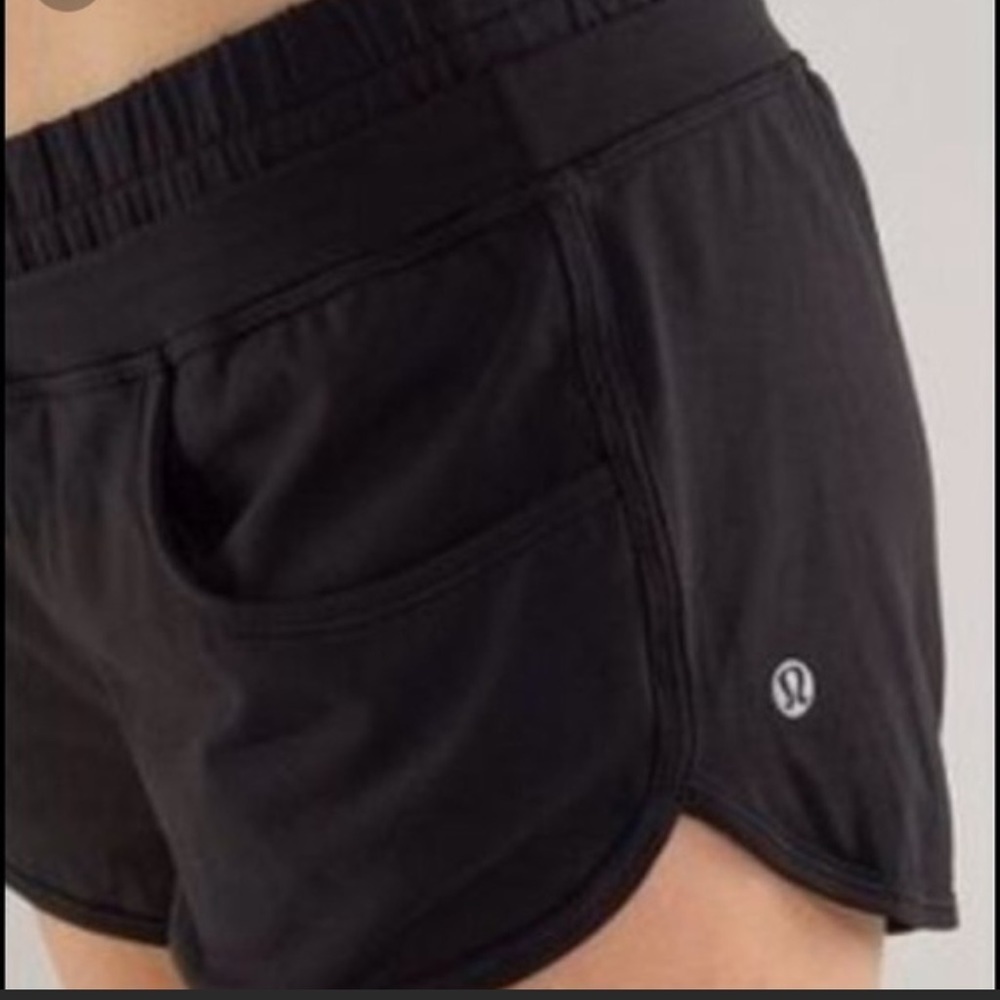 Lululemon strength and tone shorts